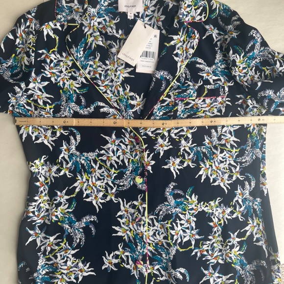 Cinq a Sept Juliet Floral Print Silk Button Front Pajama Style Casual Blouse Top - Picture 14 of 14